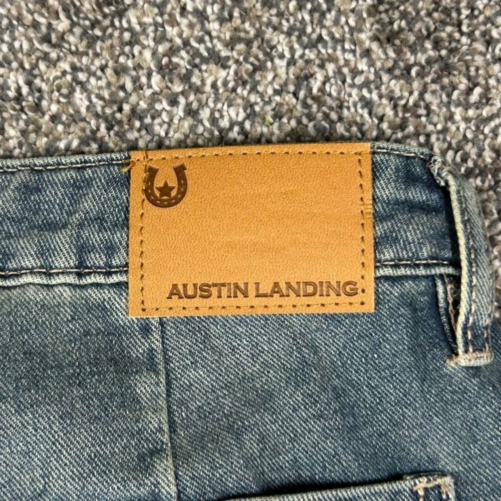 NEW Austin Landing Mid-rise Wide Leg Baggy Jeans Womens 5 Denim Cargo Pockets - Picture 7 of 16